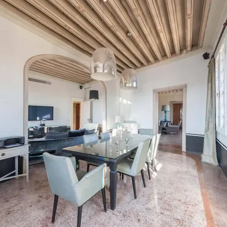 Ca' Erizzo Dream Apartment, Spectacular Views From The Amazing Terrace! Lejlighed