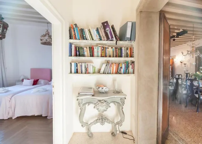 Ca' Erizzo Dream Apartment, Spectacular Views From The Amazing Terrace! Lägenhet