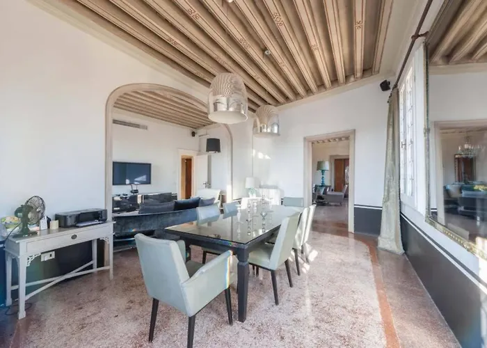 Ca' Erizzo Dream Apartment, Spectacular Views From The Amazing Terrace! Lägenhet