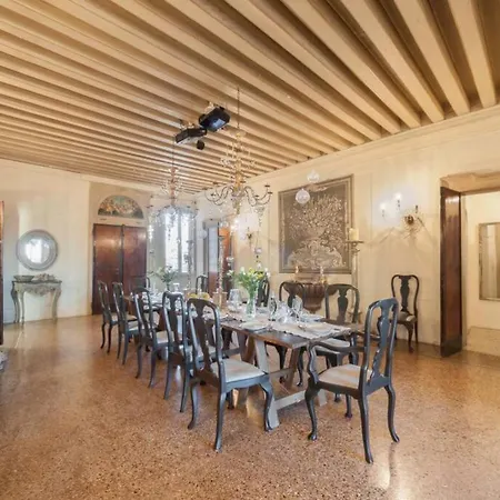Ca' Erizzo Dream Apartment, Spectacular Views From The Amazing Terrace! 베니스