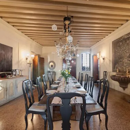 Ca' Erizzo Dream Apartment, Spectacular Views From The Amazing Terrace! *